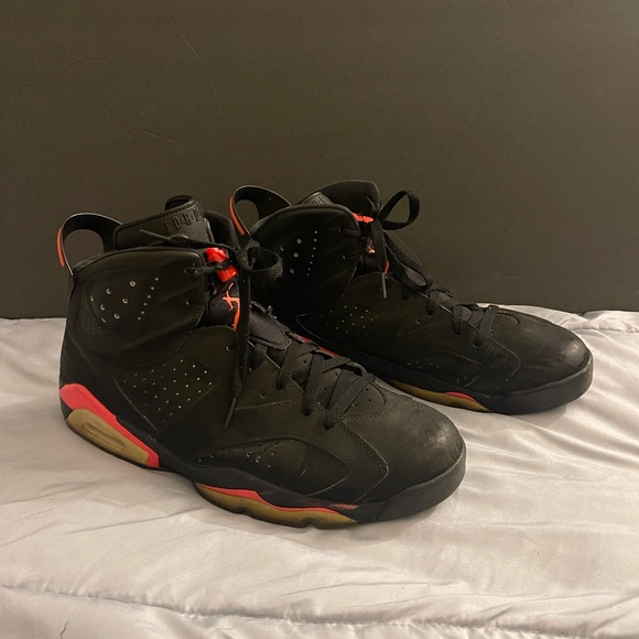 Men’s Nike (Jordan’s Infrared Retro 6 ) - Picture 2 of 5